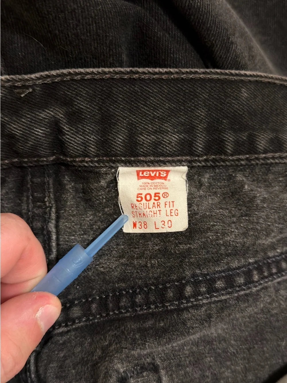 Vintage 1999 Levis 505 Jeans Mens 38x30 Black Faded Denim Made Mexico Straight